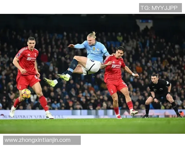 英超焦点战波尔图大胜里昂红牌事件引发全场热议与转会传闻