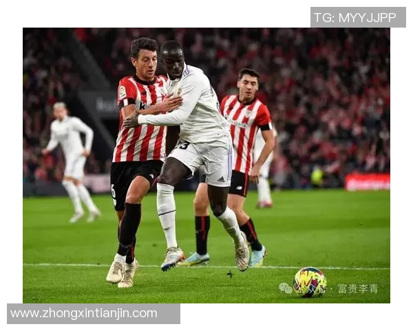 意甲赛场惊现冷门皇马逆转多特蒙德引发全场热议与焦点分析 意甲赛场惊现冷门皇马逆转多特蒙德引发全场热议与焦点分析