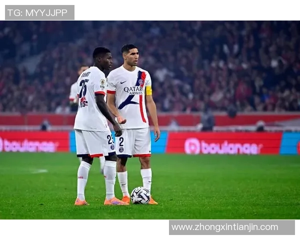 欧联杯波尔图大胜巴黎圣日耳曼逆转精彩瞬间引爆全场热情 欧联杯波尔图大胜巴黎圣日耳曼逆转精彩瞬间引爆全场热情