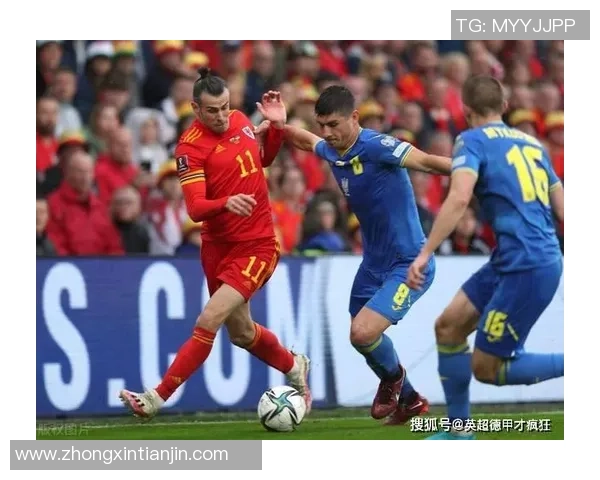 德甲精彩对决拜仁大胜那不勒斯乌龙球成为比赛转折点分析